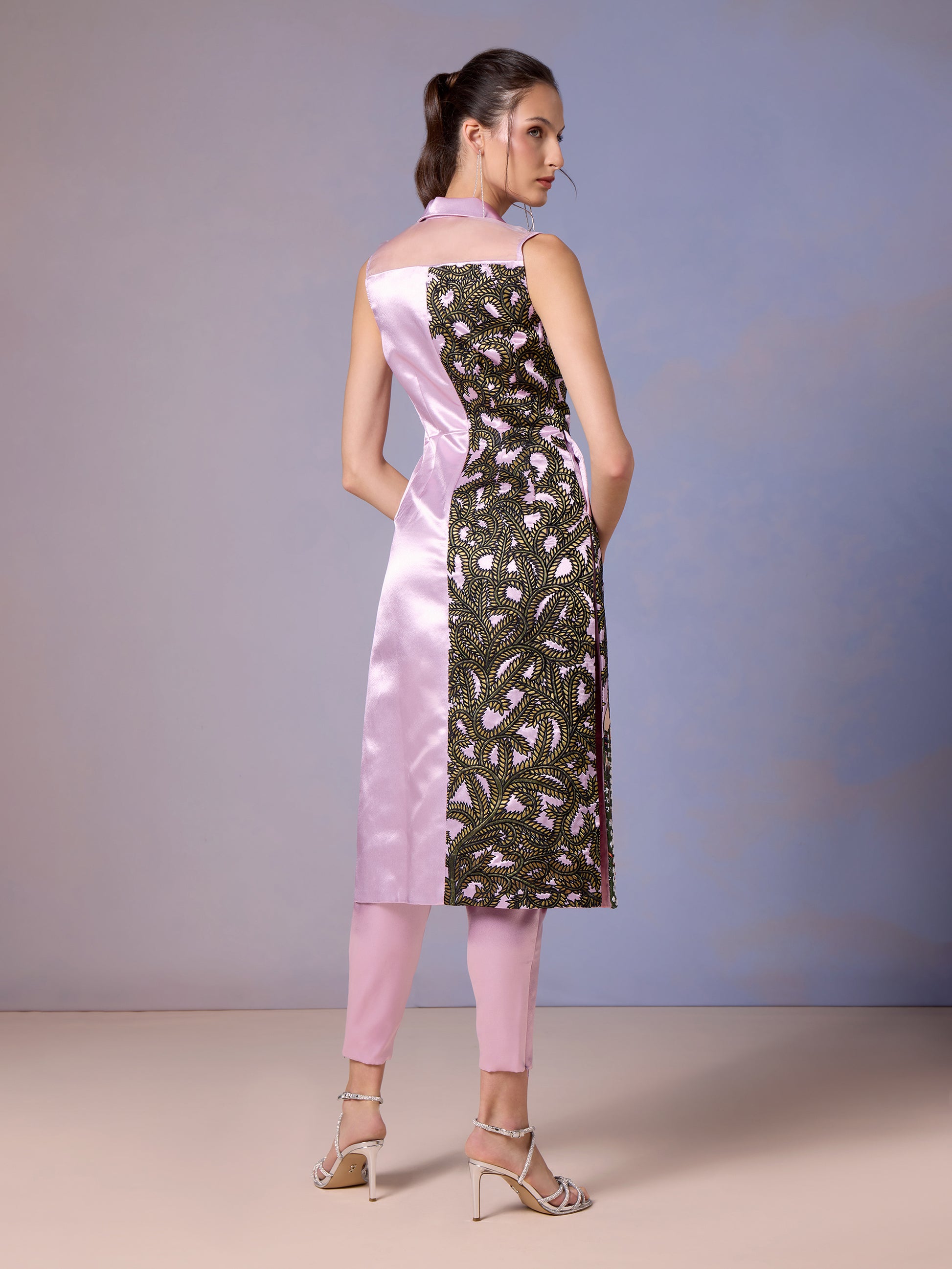 Back view of French Lilac kurti and trouser