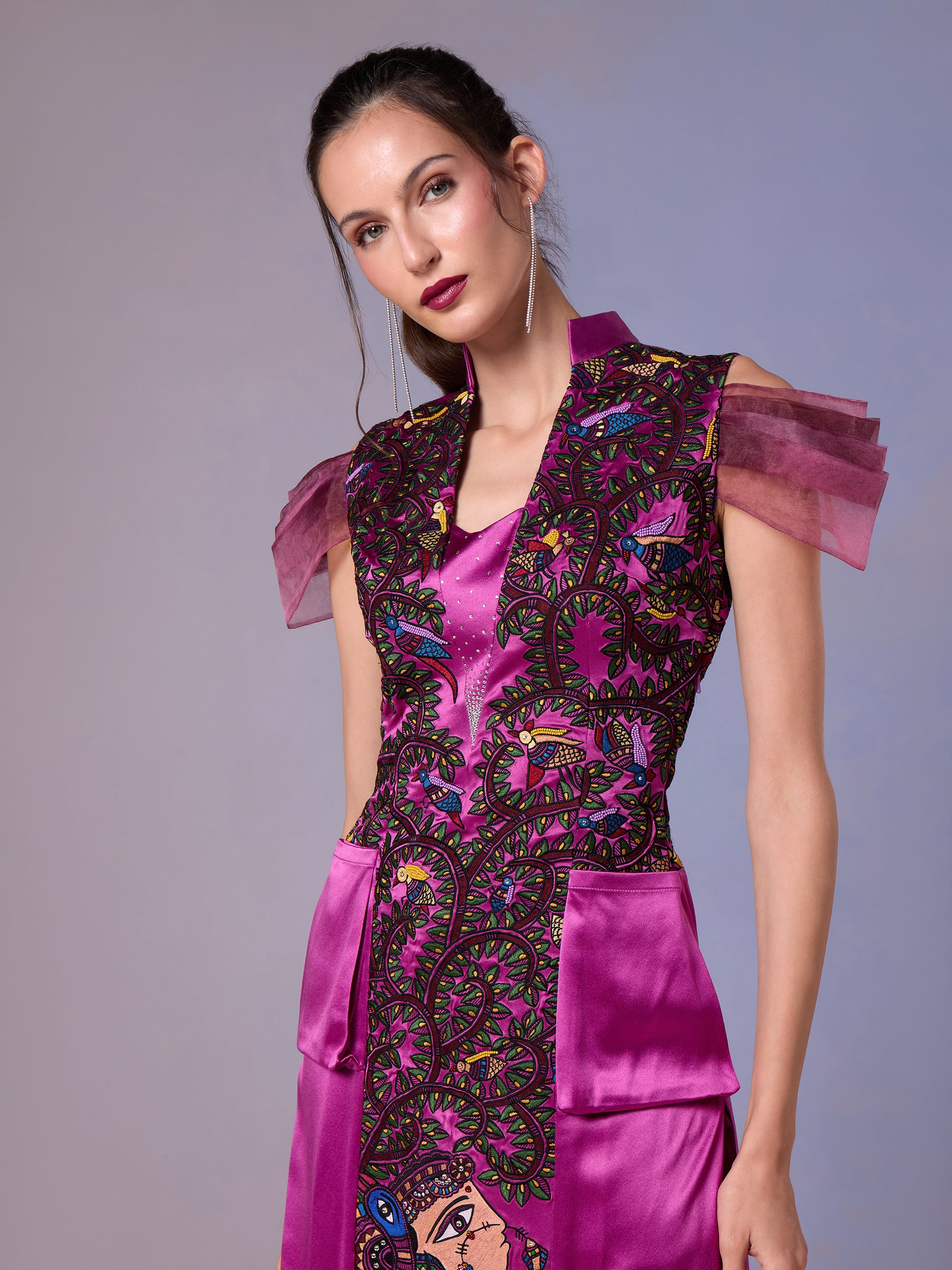 Model side pose in Persian Rose kurti