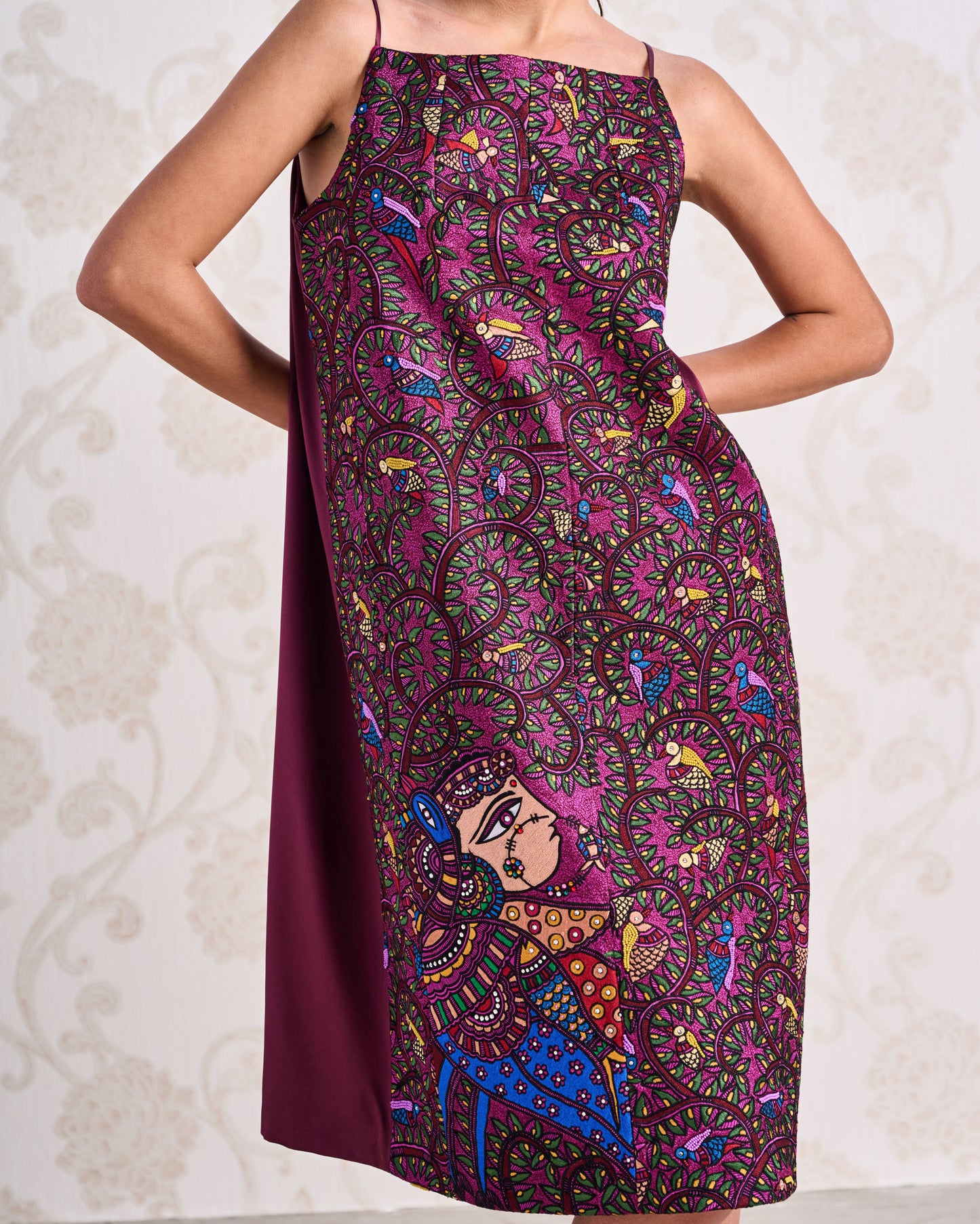 Short Dress – Persian Rose & Wine Bouquet