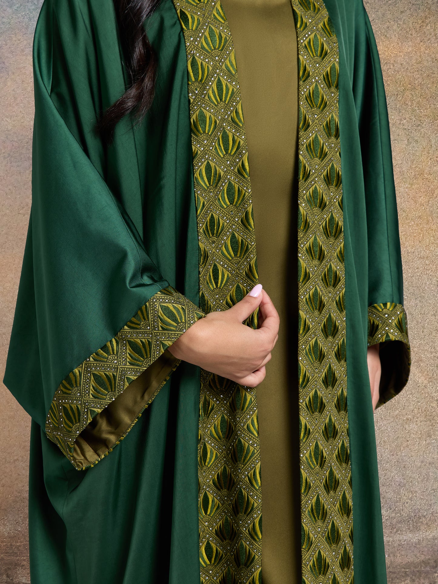 Abaya - Forest Majesty & Honey Olive