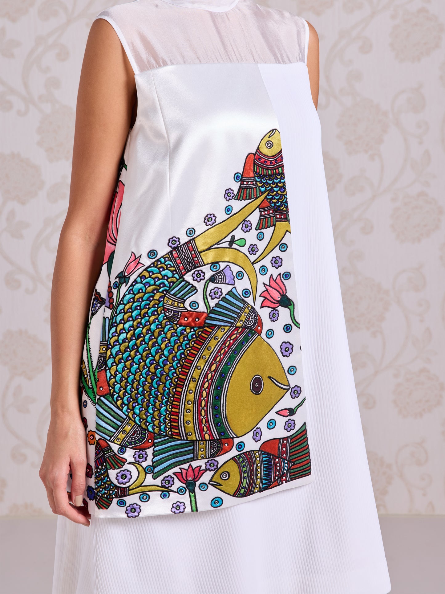 Short Dress With Back Tie - Chantilly White